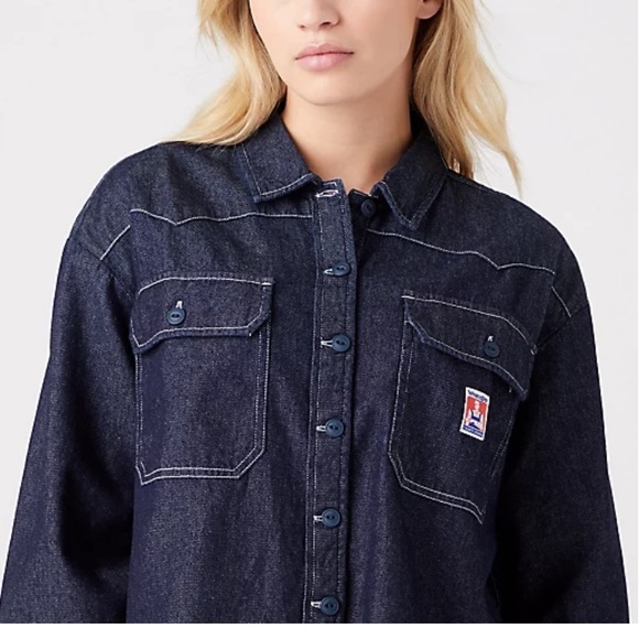 NWT Wrangler Boxy Work Shirt - Picture 4 of 9